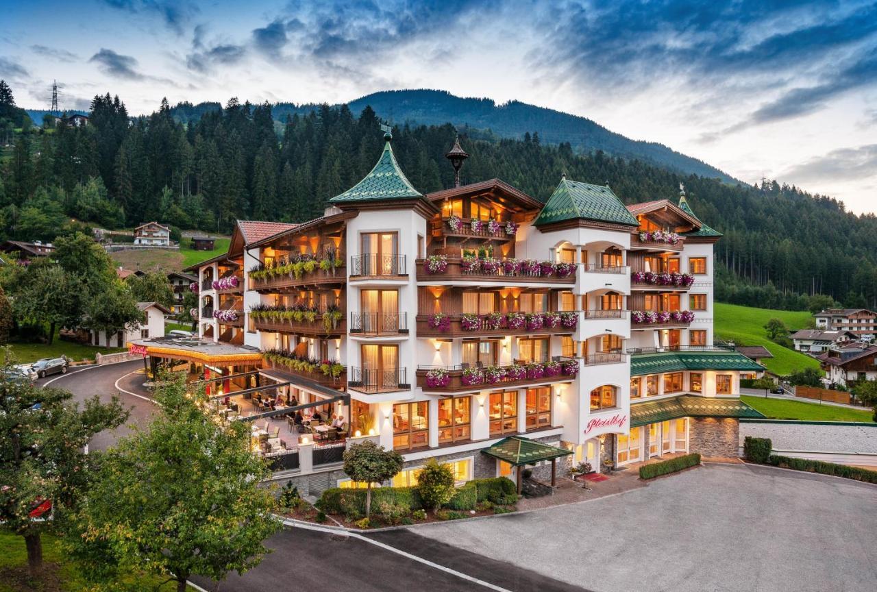 Platzlhof - Mein Hotel Im Zillertal Ried im Zillertal Exteriör bild